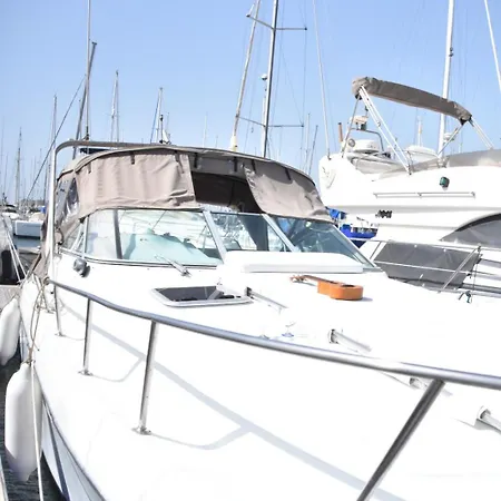 Luxury Boat Karamba Сан Мигель